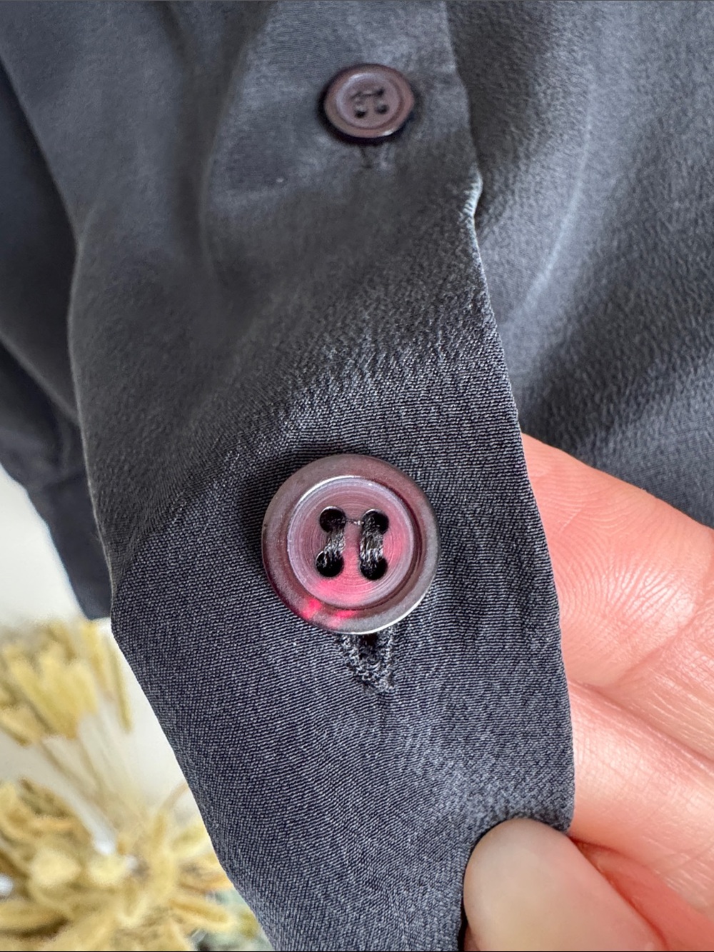 Vintage Black Silk Embroidered Cityscape Button Down Blouse Size 4 Oversized - Picture 11 of 12